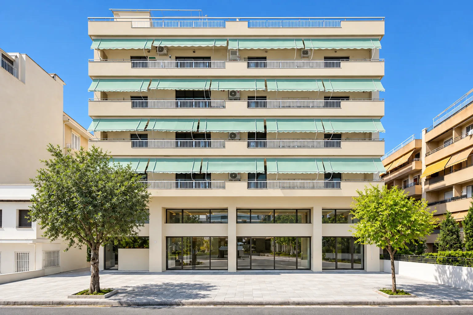 ST-023 &mdash; Fa&ccedil;ade du b&acirc;timent